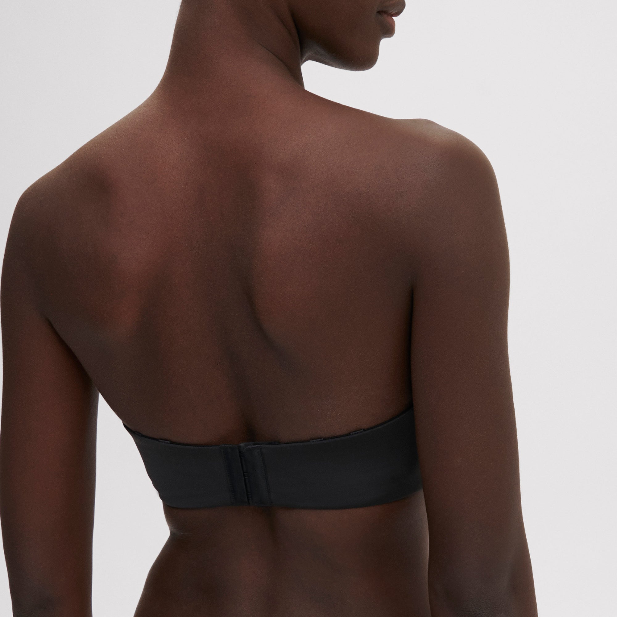 Essentiel Multi-position strapless bra - Black - Image 2