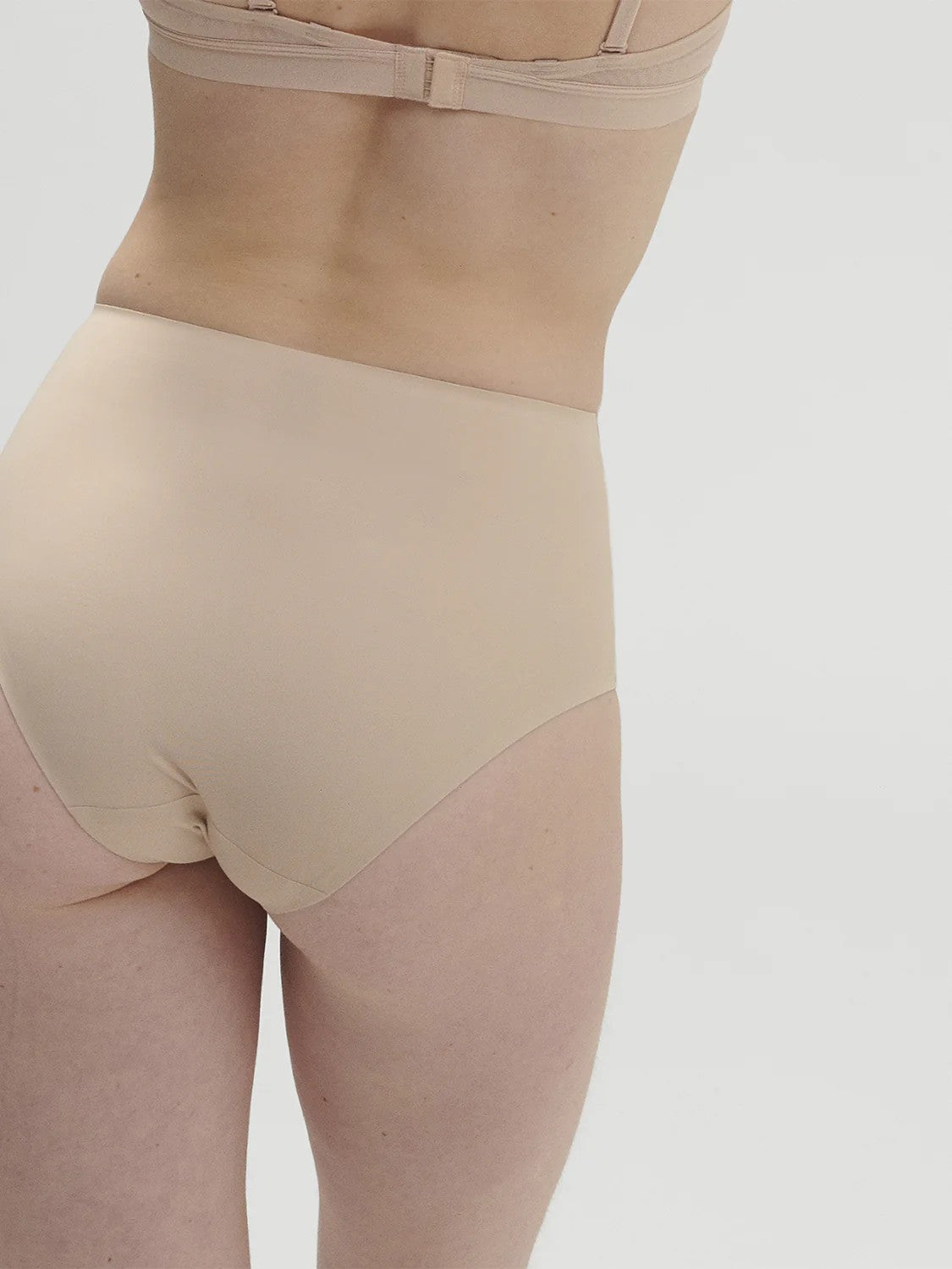 Essential High waisted - light control panties - Beige - 2