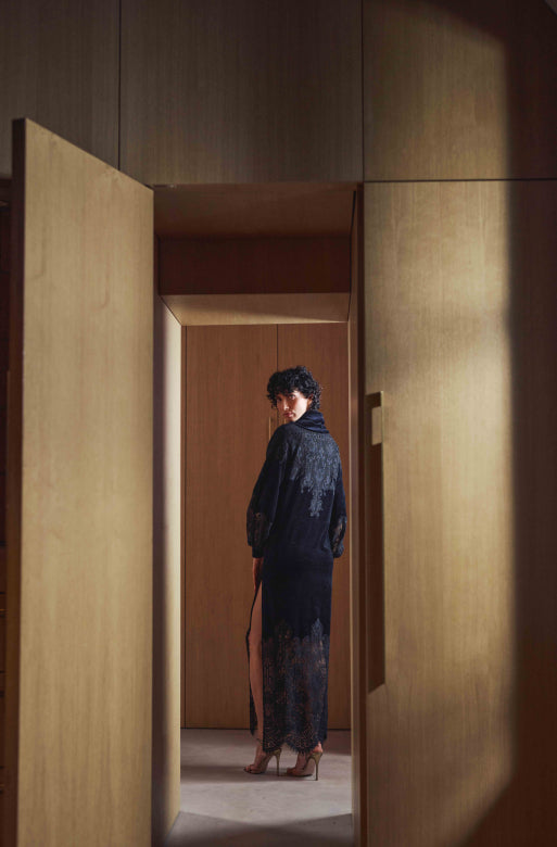 Branda long dress in velvet and black lace - 3