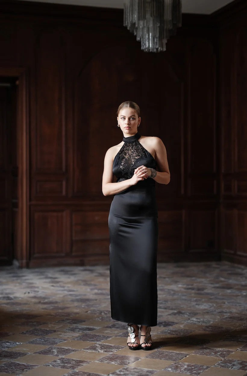 Long dress in black silk and sequined lace - 1