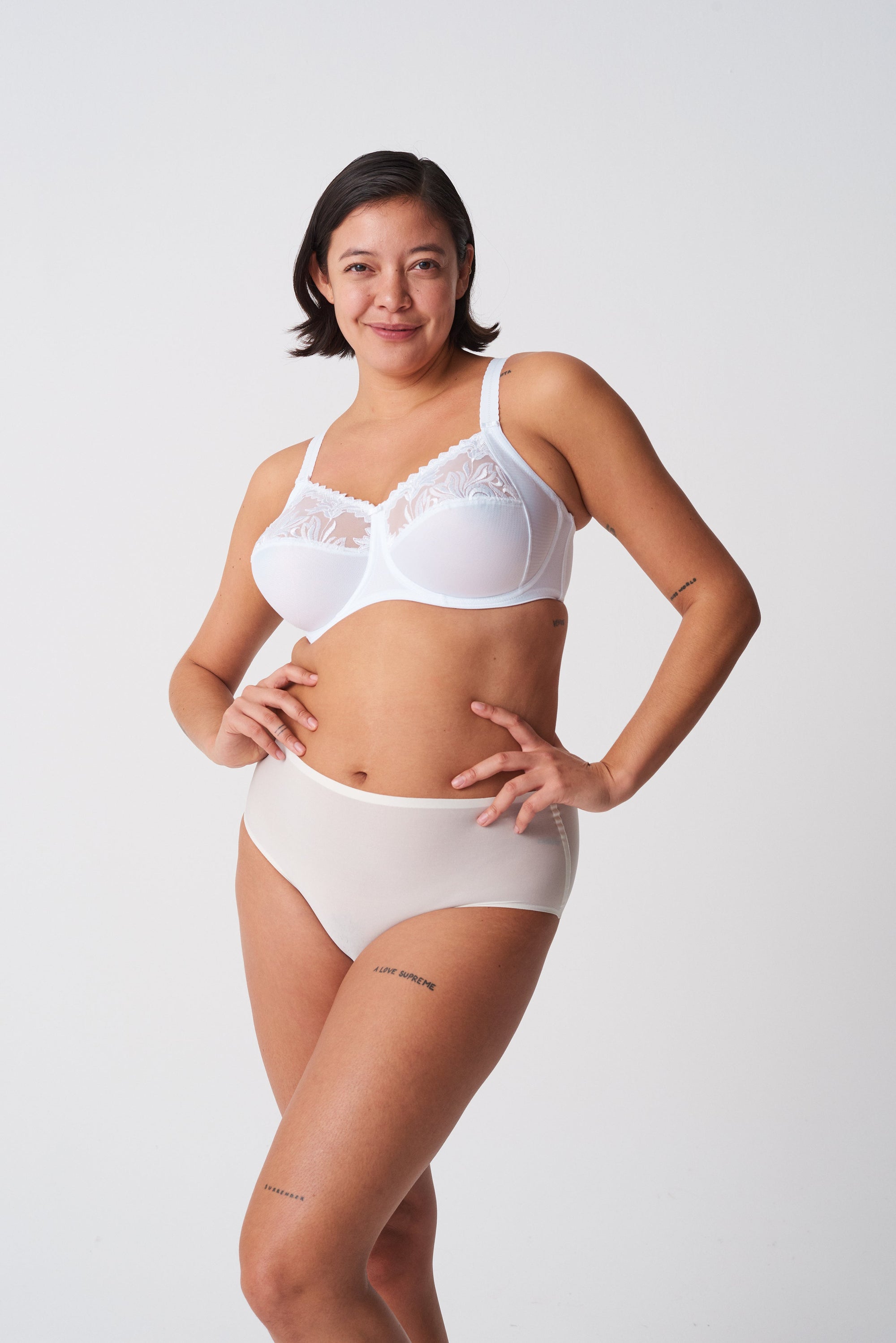 Amazone Full Coverage Unlined Bra - White - Image 3
