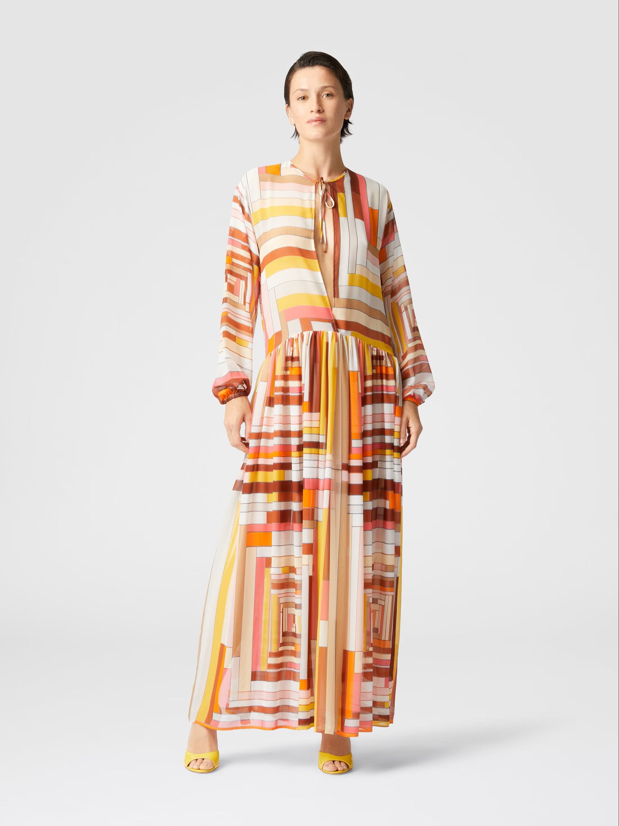 Long cover-up dress in printed silk with long sleeves - 1