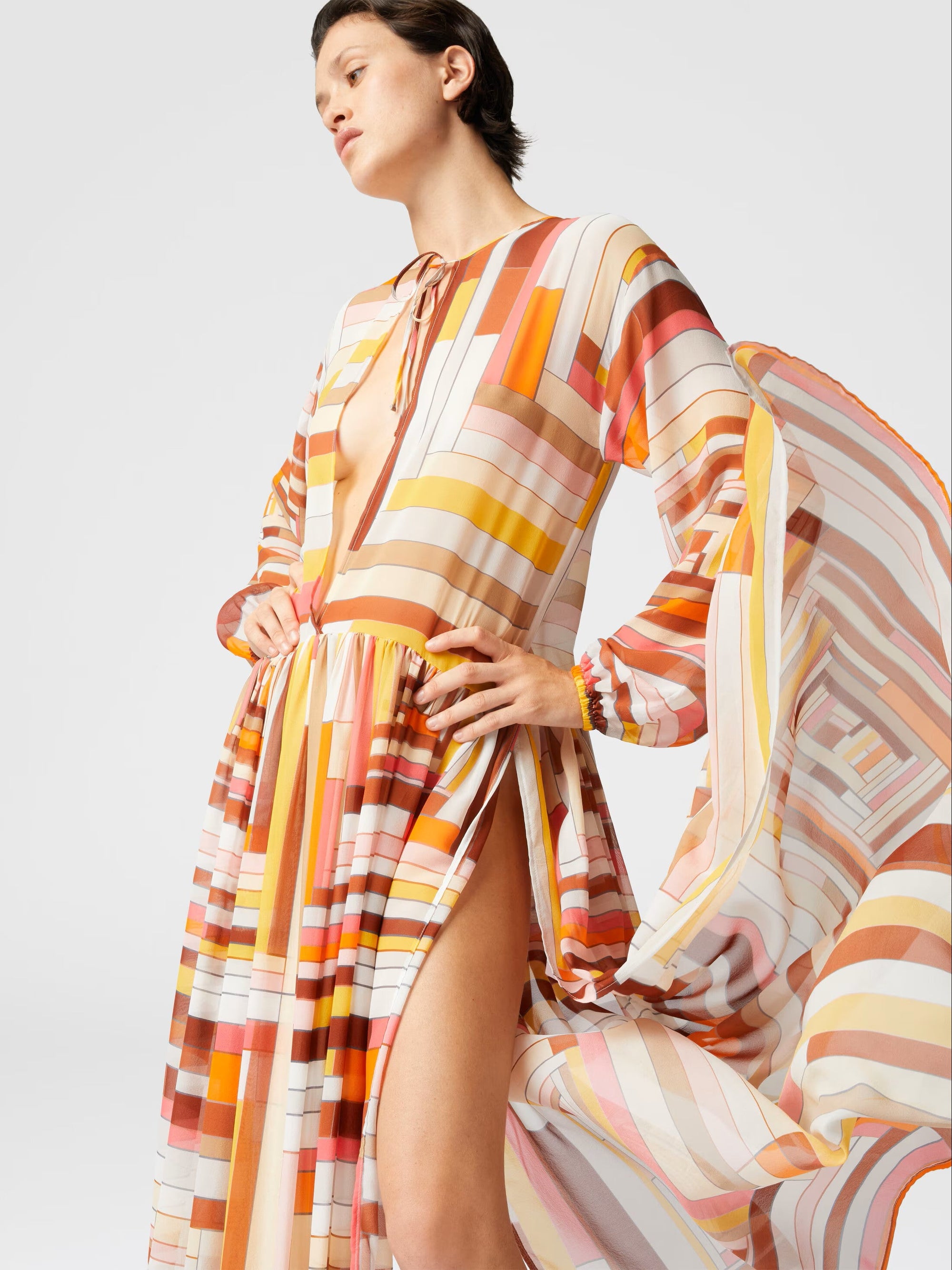 Long cover-up dress in printed silk with long sleeves - 2