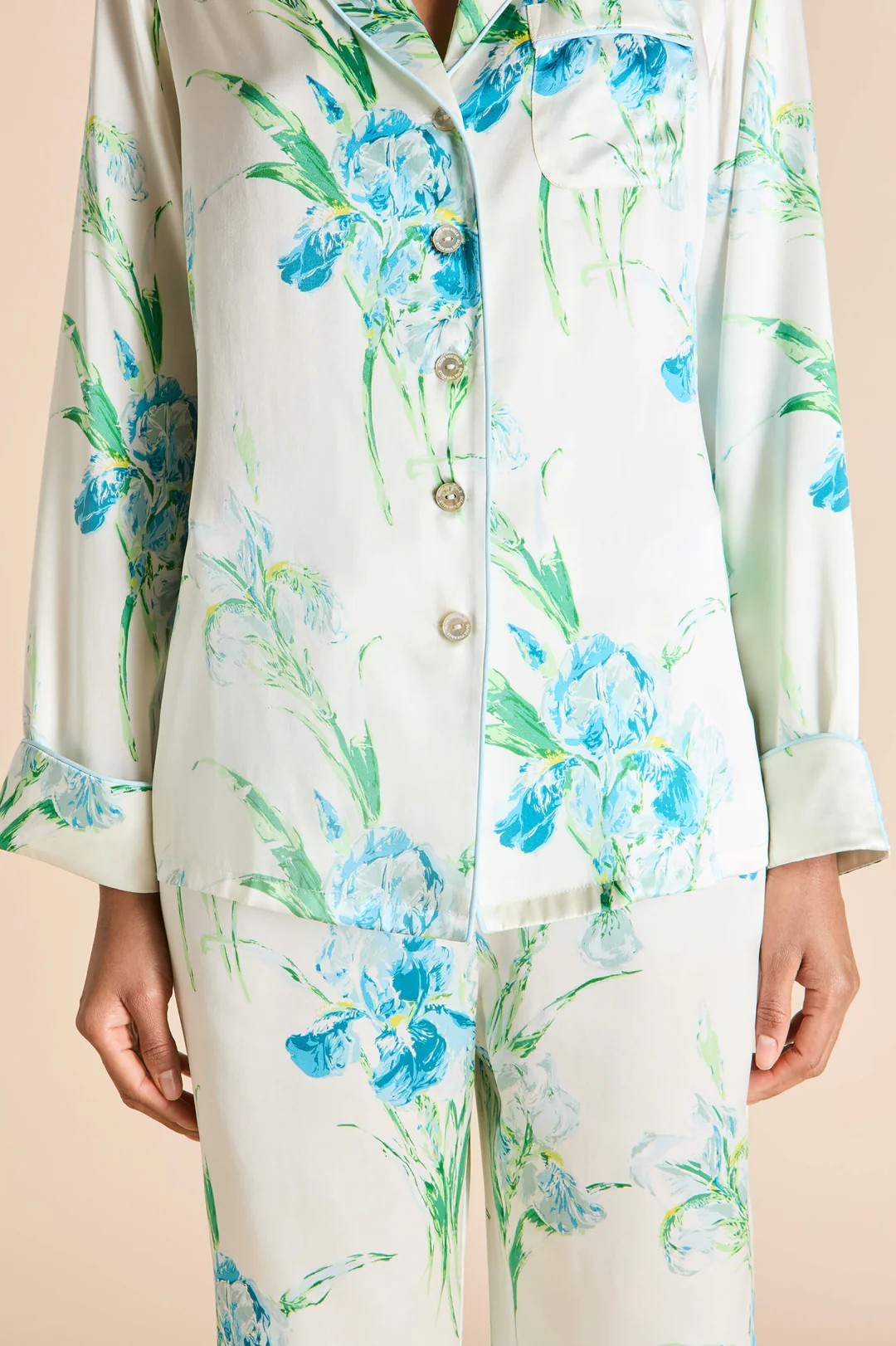 Lila Asterias Ivory Floral Pajamas - 3