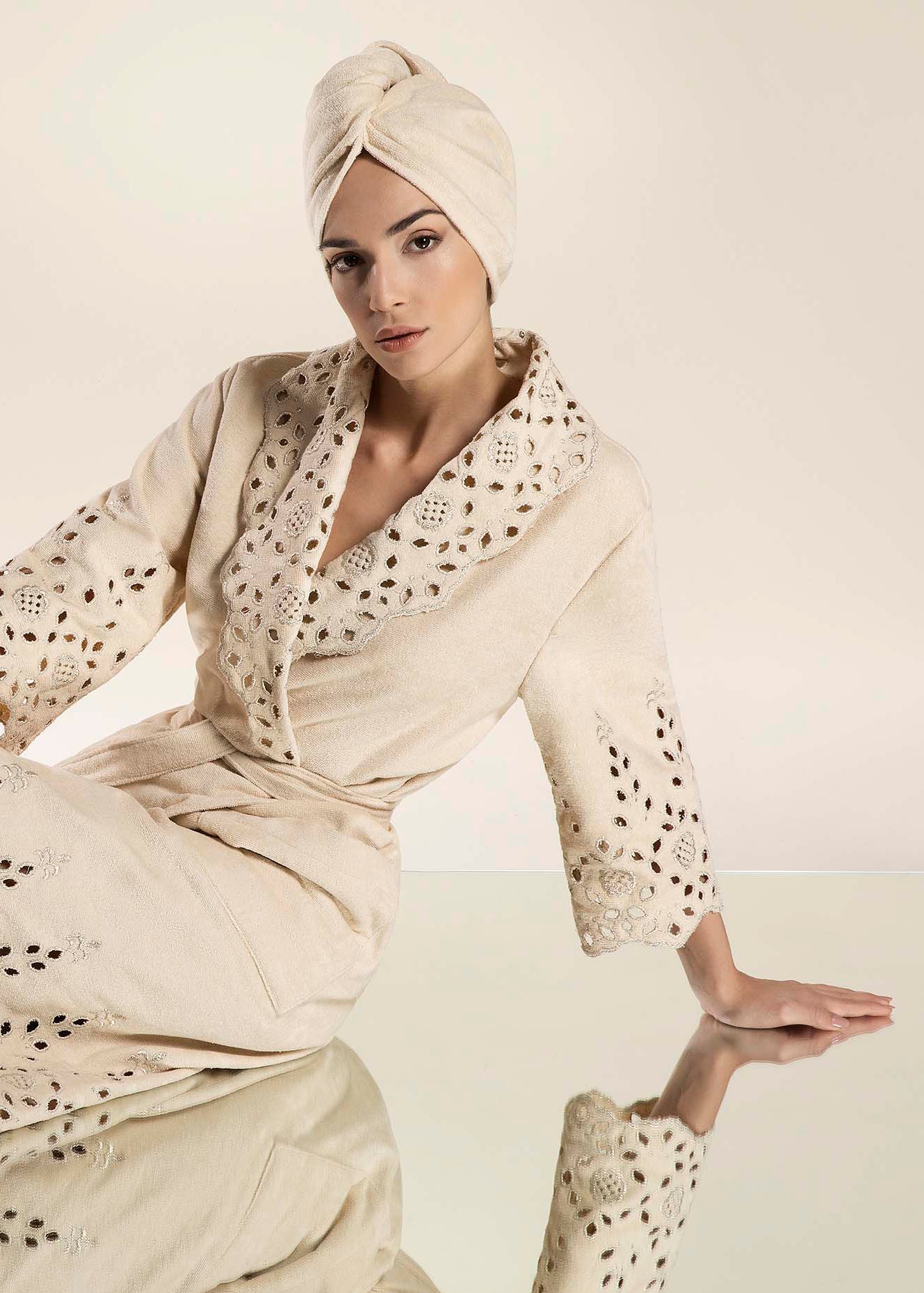 Sangallo shawl bathrobe - Beige - 1